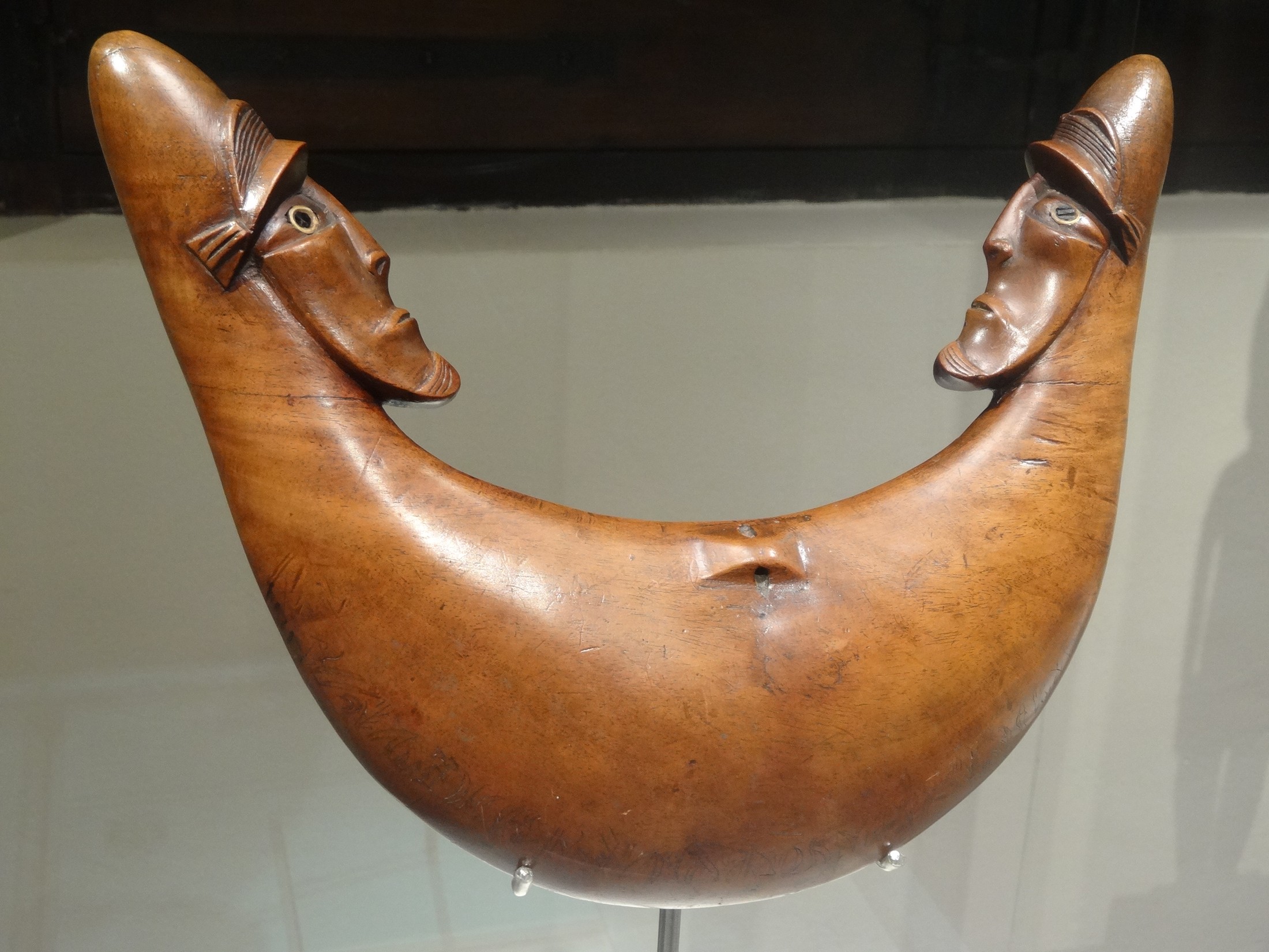 Museu de Cultures del Món, Barcelona. | Easter Island in Chile