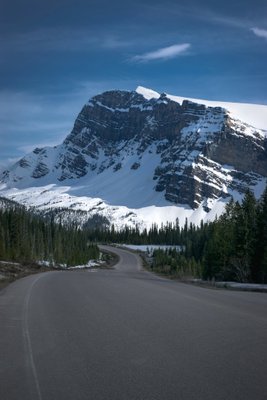 Photo of Icefields Parkway in Canada