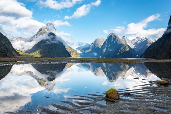 Image of Milford Sound in New Zealand