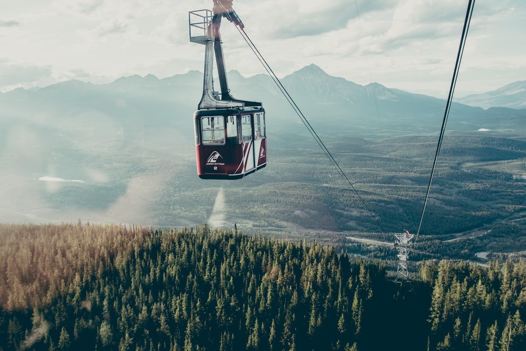 Gondola ski lift | Jasper National Park in Canada