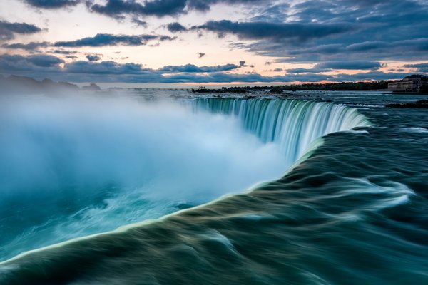 Niagara Falls on sunrise | Niagara Falls in Canada