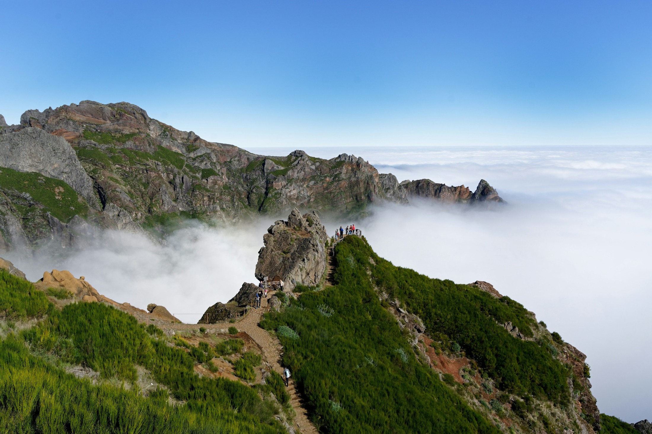 An amazing view point on the PR1 trek between Pico do Areeiro and Pico do Ruvio in the volcanic mountains of Madeira. | Madeira in Portugal
